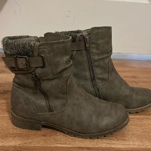 Women’s Maurice’s Booties Taupe